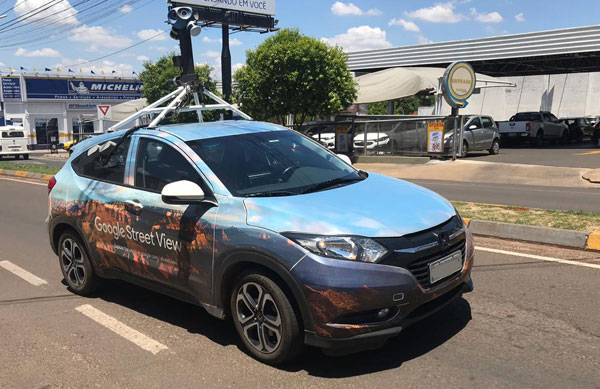 Redação AssisCity - O carro estava de passagem pela Avenida Glória