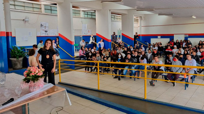 divulgação - Palestra sobre violência domestica na escola Léo Pizzato - Foto: Divulgação/Polícia Civil