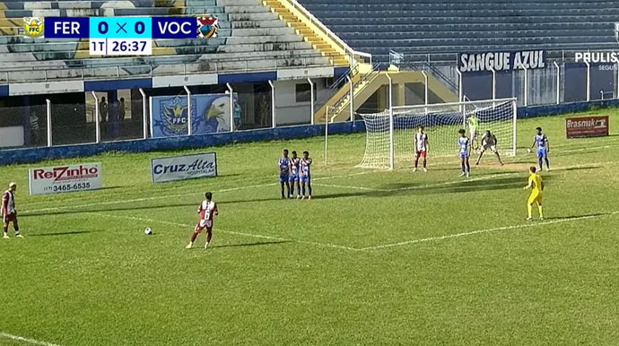 Divulgação - Posicionamento de Rafael, goleiro do Fernandópolis, antes do gol do Vocem foi considerado suspeito — Foto: Reprodução/Futebol Paulista