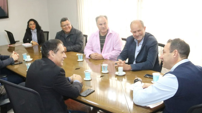 Divulgação - Reunião aconteceu na capital paulista e reuniu o Presidente Estadual do Republicanos, Roberto Carneiro, o Deputado Estadual Sebastião Santos, o Prefeito de Assis, José Fernandes, o Presidente do partido, Paulo Mattioli Junior e a assessora parlamentar Thais Rocha - FOTO: Divulgação