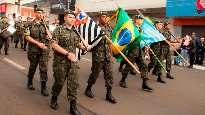 Prefeitura de Assis - Desfile Cívico em comemoração aos 119 anos de Assis será realizado na Rui Barbosa