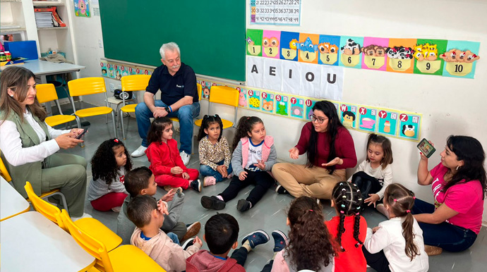 Reprodução/Departamento de Comunicação de Tarumã - A implementação do ensino bilíngue trouxe feedbacks positivos para a administração pública - Foto: Reprodução/Departamento de Comunicação de Tarumã