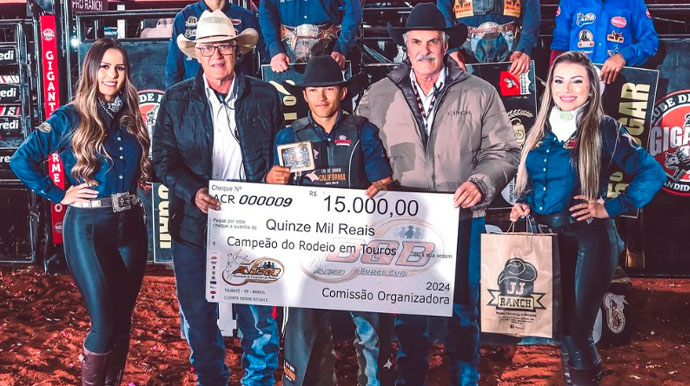 Divulgação/Cedida - Lilber Lima, campeão do rodeio em Touros - Foto: Reprodução/Gigante Vermelho - ACR BGB