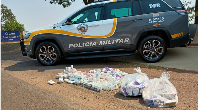 Divulgação/Polícia Militar Rodoviária - Polícia prende contrabandista com anabolizantes escondidos no carro em Santa Cruz do Rio Pardo - FOTO: Divulgação/Polícia Militar Rodoviária