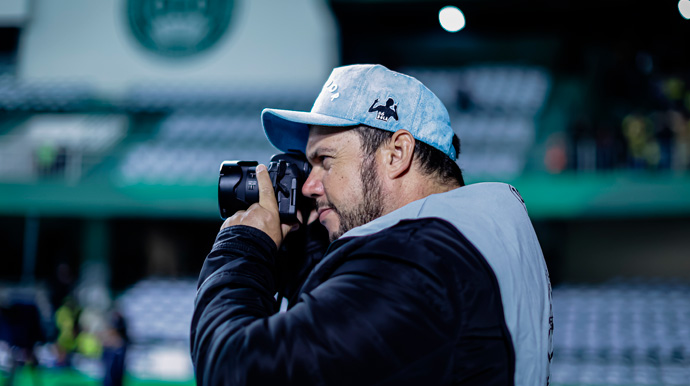 Paulo H Dias/Divulgação - Paulo esteve entre os 90 fotógrafos selecionados em todo o país para cobrir o jogo da Seleção Brasileira em Curitiba - Foto: Paulo H Dias/Divulgação