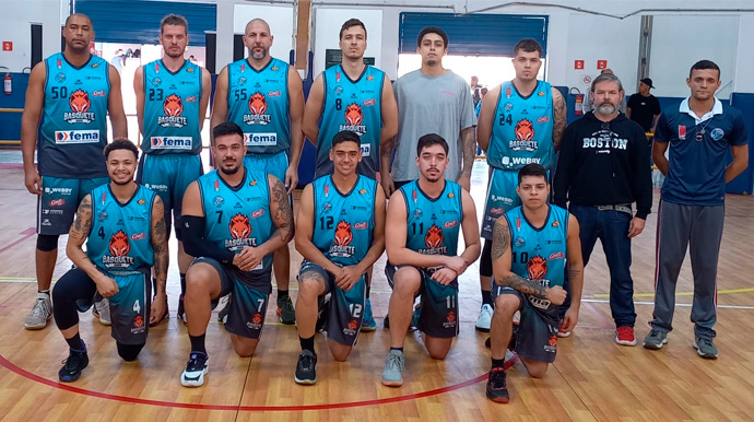 Divulgação - A equipe Adulto Masculino do Basquete Assis - Foto: Divulgação