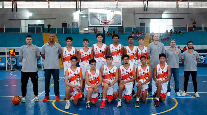 Divulgação - Equipe completa e comissão técnica do Sub-15 da ANBA - FOTO: Divulgação