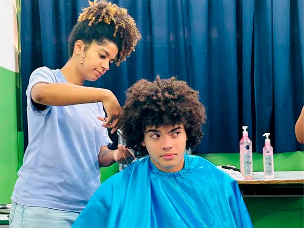 divulgação - Oficina de cuidados com o cabelo - Foto: Divulgação