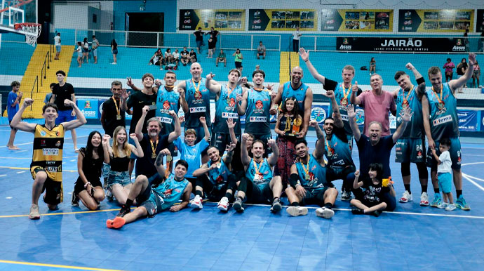 divulgação - Equipe campeã da LBC 2024 - Foto: Divulgação/Assessoria PMA