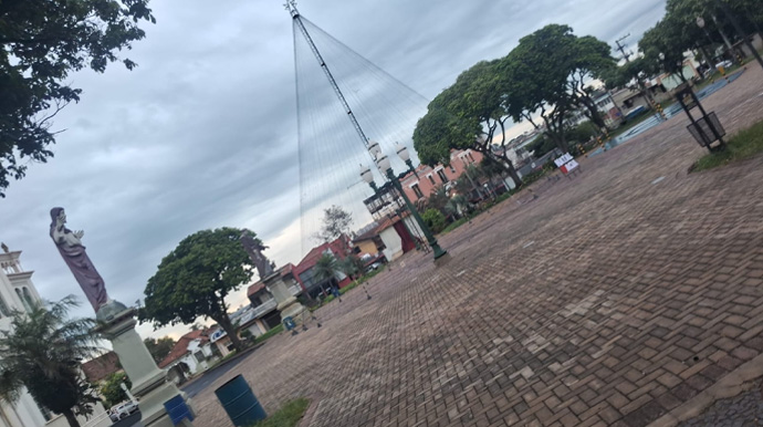 Arquivo Pessoal - A limpeza da Praça da Catedral começava às 5h da manhã - FOTO: