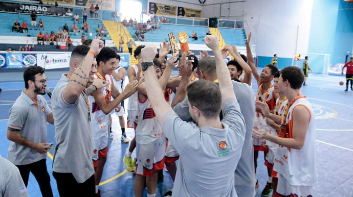 Divulgação - Sub15 masculino também foi campeão na temporada - FOTO: Divulgação