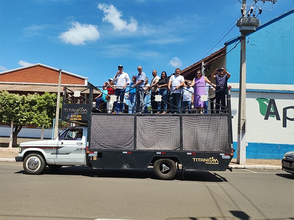 Divulgação - Prefeito José Fernandes realiza carreata em celebração aos 8 anos de governo em Assis - Foto: Divulgação