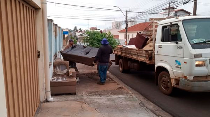 Reprodução/Departamento de Comunicação - Ampliação do serviço tem como foco o combate à Dengue e manutenção da limpeza da cidade - Reprodução/Departamento de Comunicação